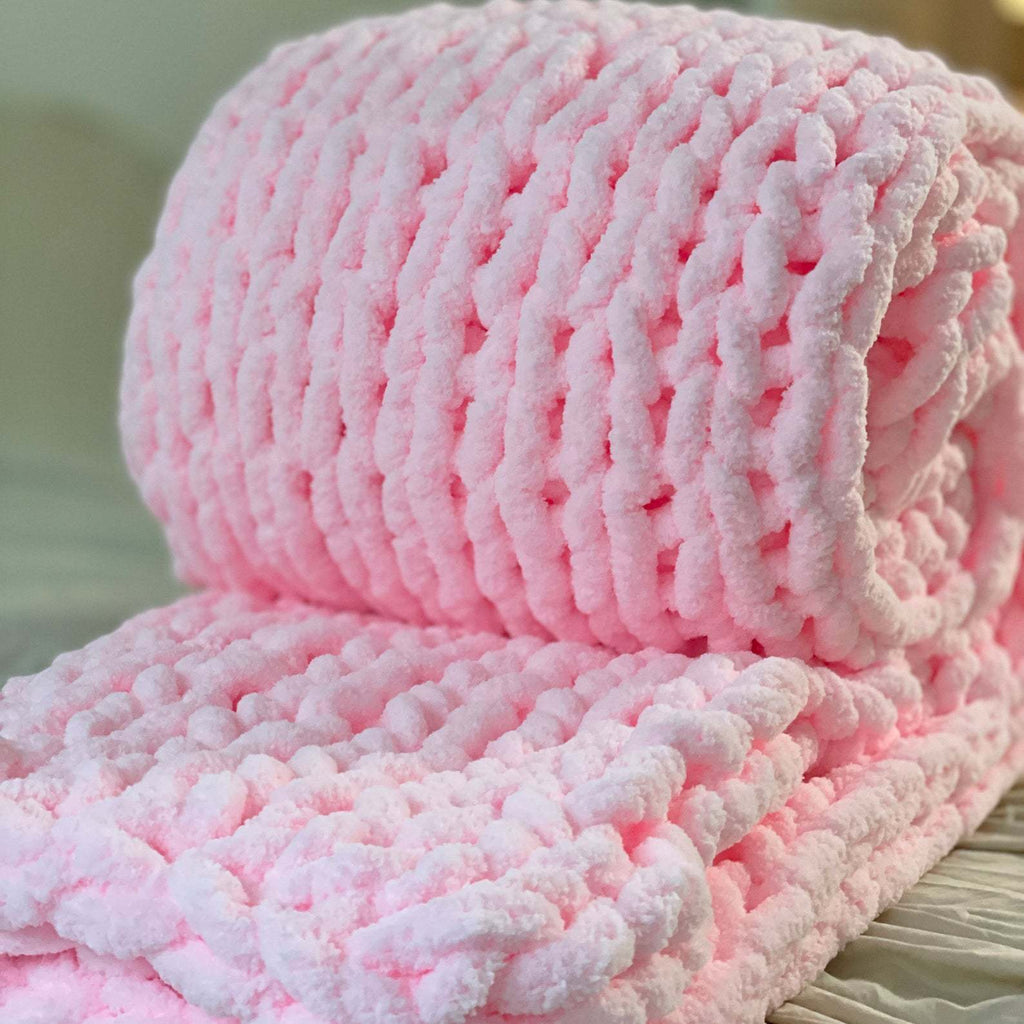 Hand-Knitted Cozy Blanket - SNUGGLELOVE